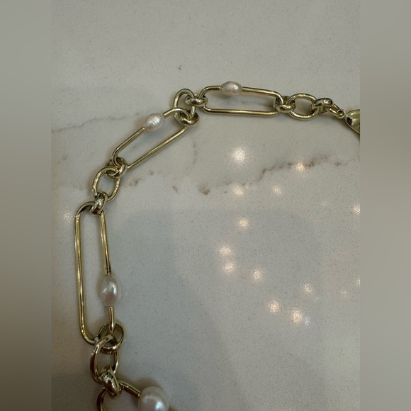 Kendra Scott chunky gold necklace with pearls NWT - Picture 2 of 6